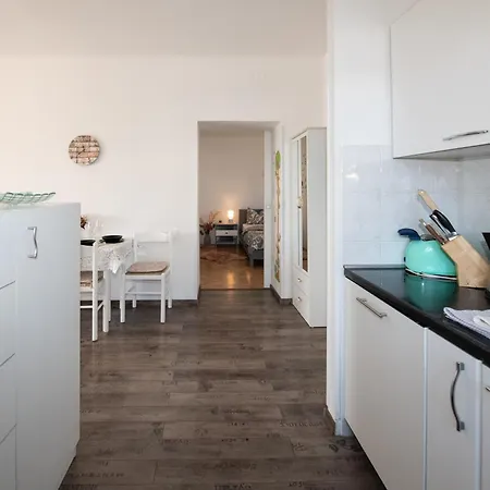 With Parking Space Ika, Opatija - 7931 Apartman Ičići